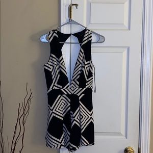Black and white symmetric romper
